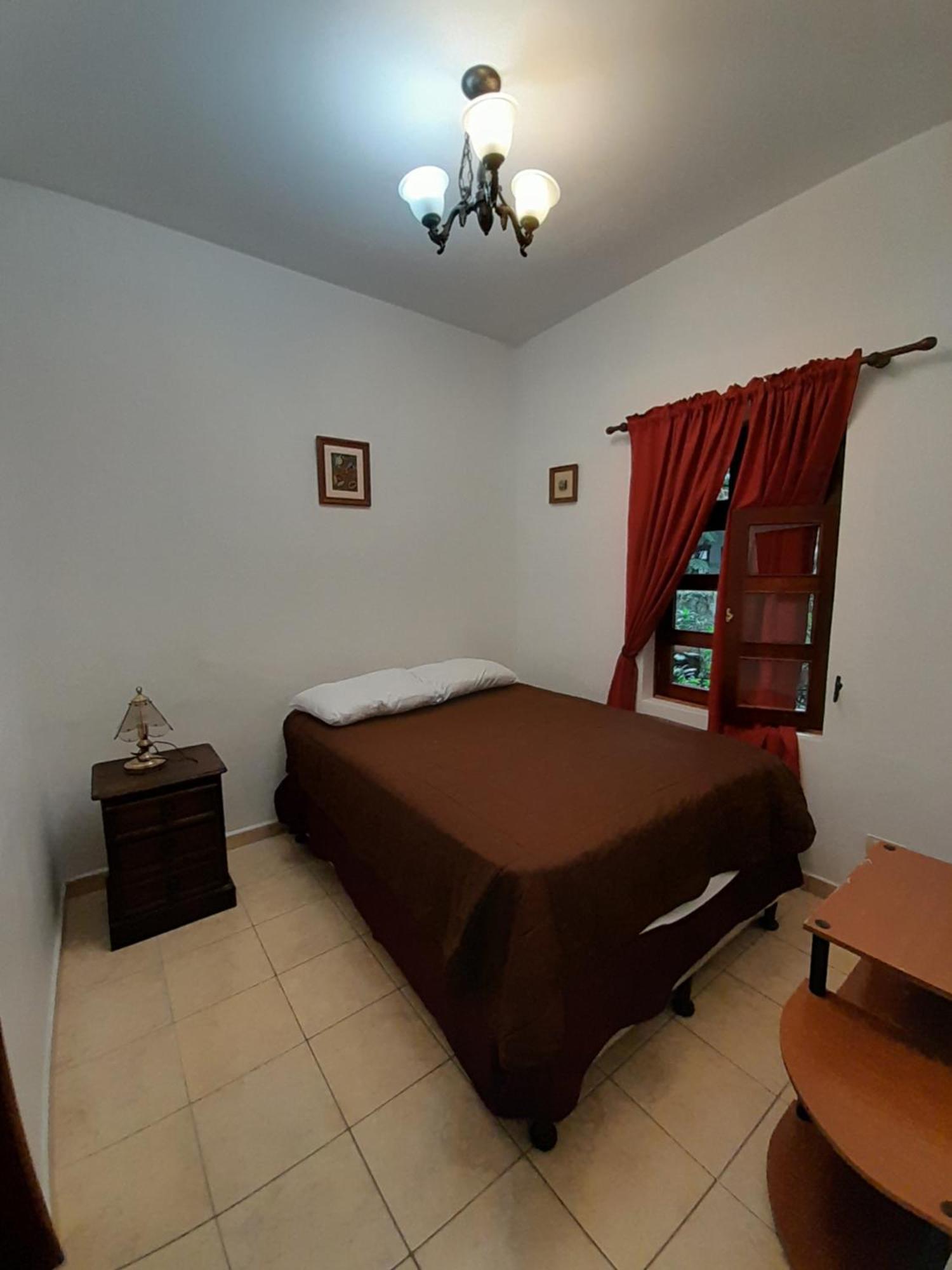 Hotel Y Jardines Casa Buho 안티구아 과테말라 외부 사진